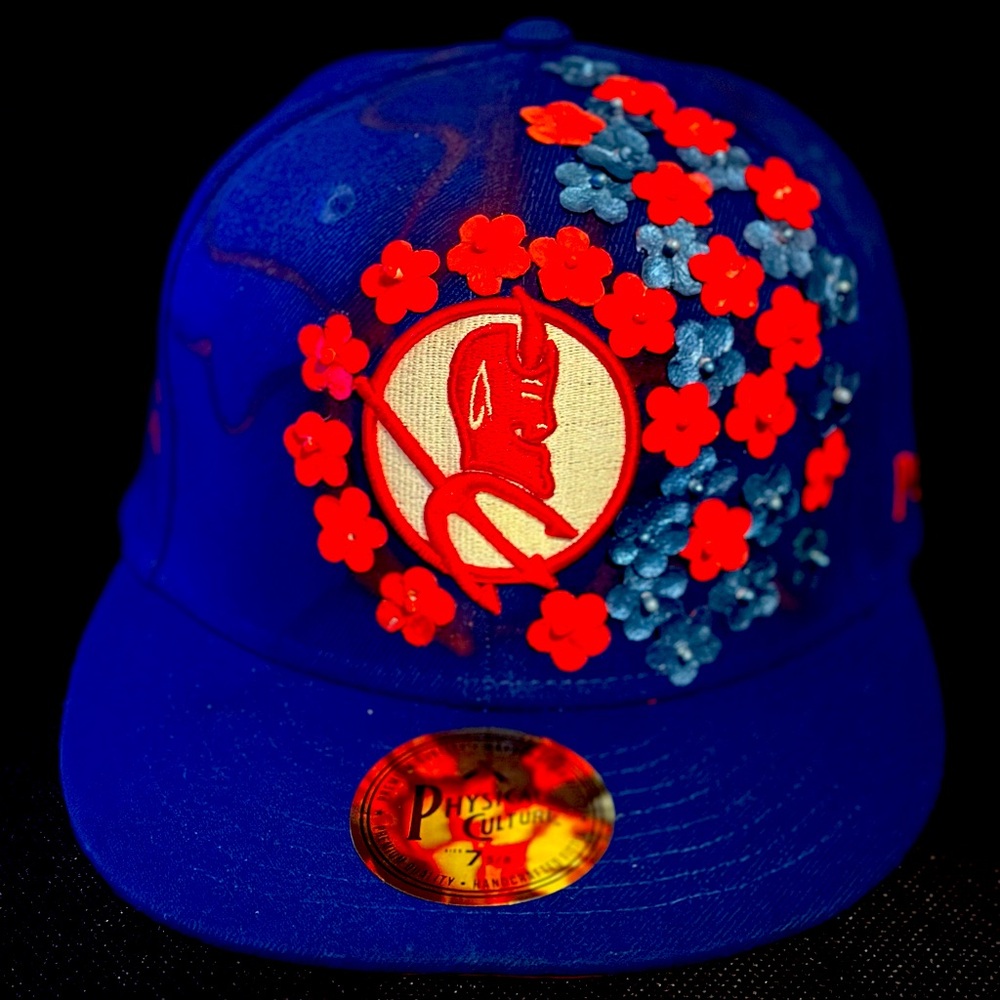 Fitted cap